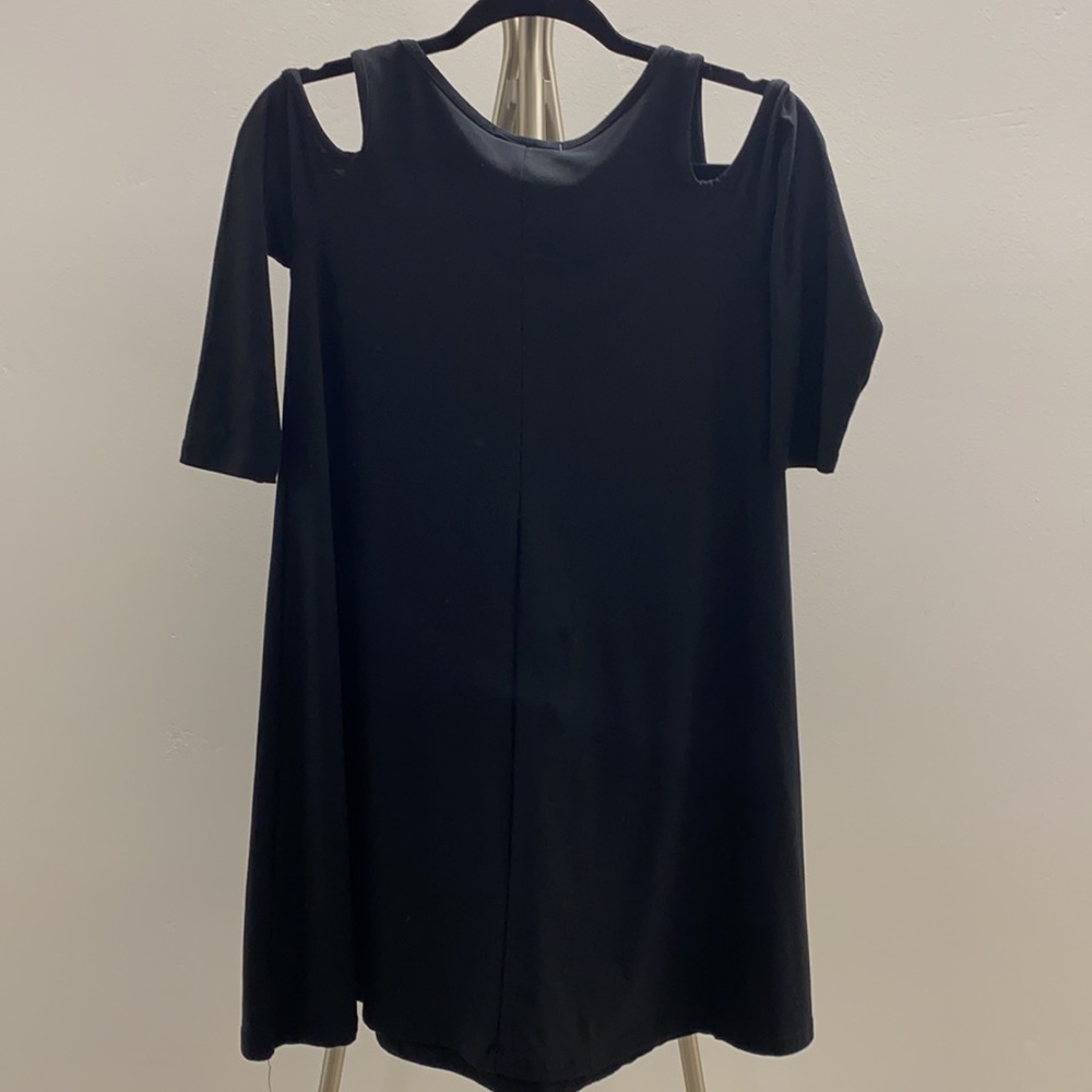 Mini Dress w/ Cut Out Shoulders